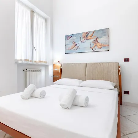 Hostdomus - Mariblu -with Private Parking