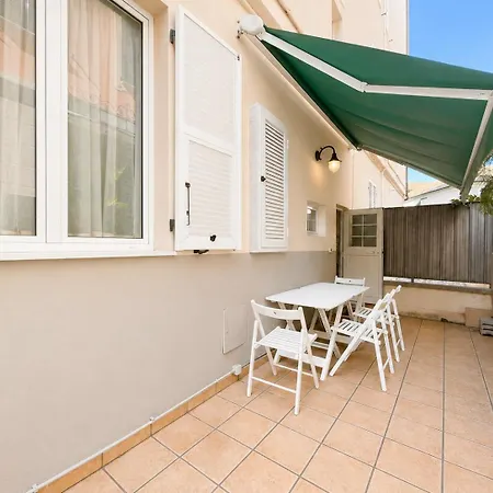 Hostdomus - Mariblu -with Private Parking Алассио